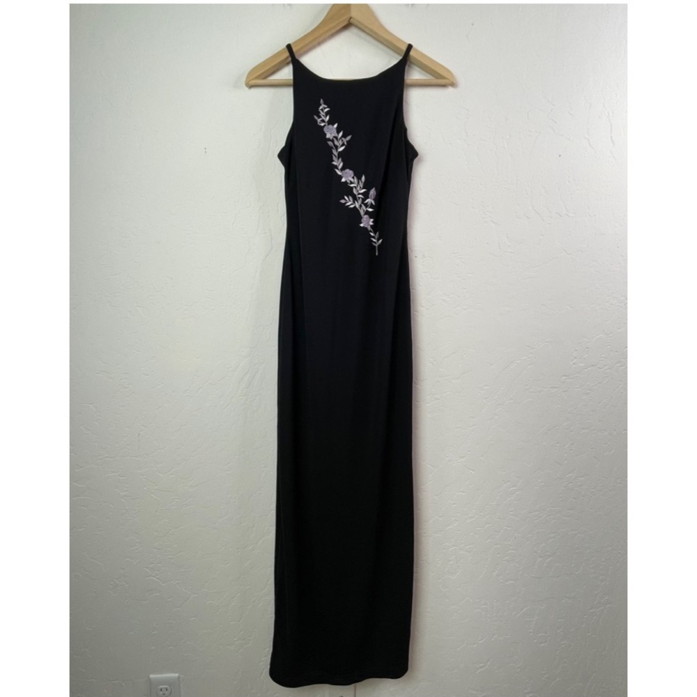 Vintage City Triangles 1990’s Y2k Elegant Floral Embroidered Maxi Dress Small